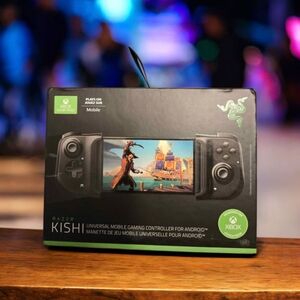 Razer Kishi Mobile Gaming Controller for Android - Black